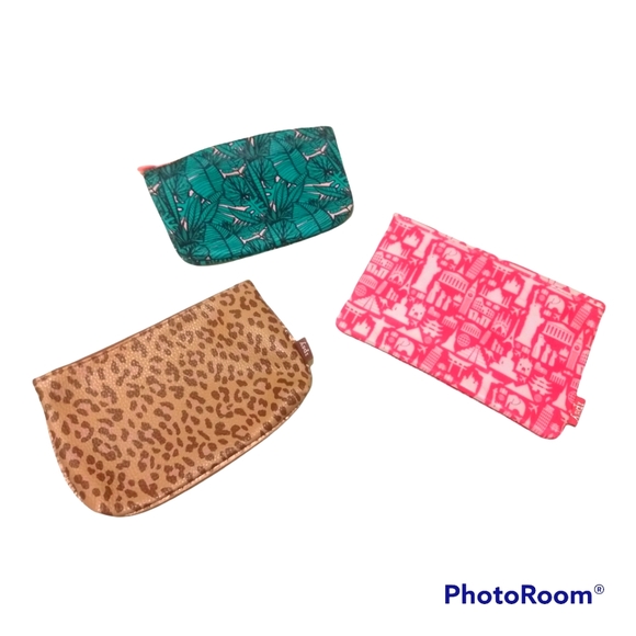 ipsy Handbags - Ipsy Bag Bundle of 3